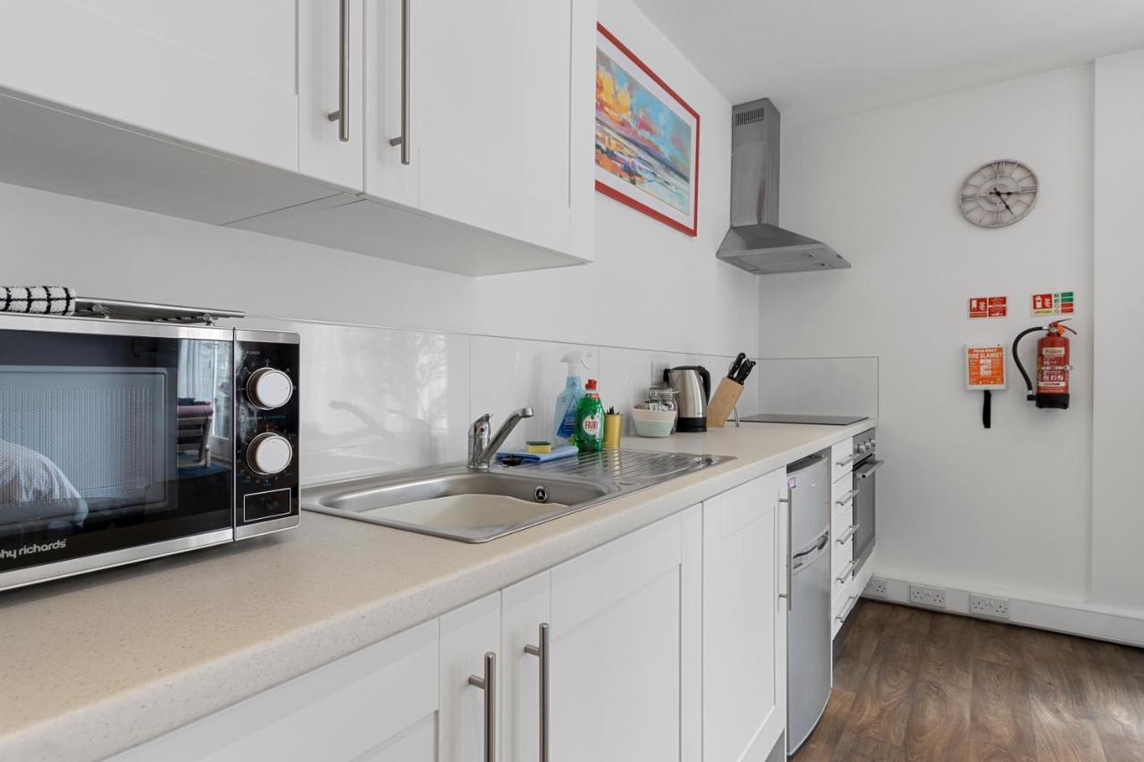 Exeter City Centre Apartments Baxter Apartment Buitenkant foto