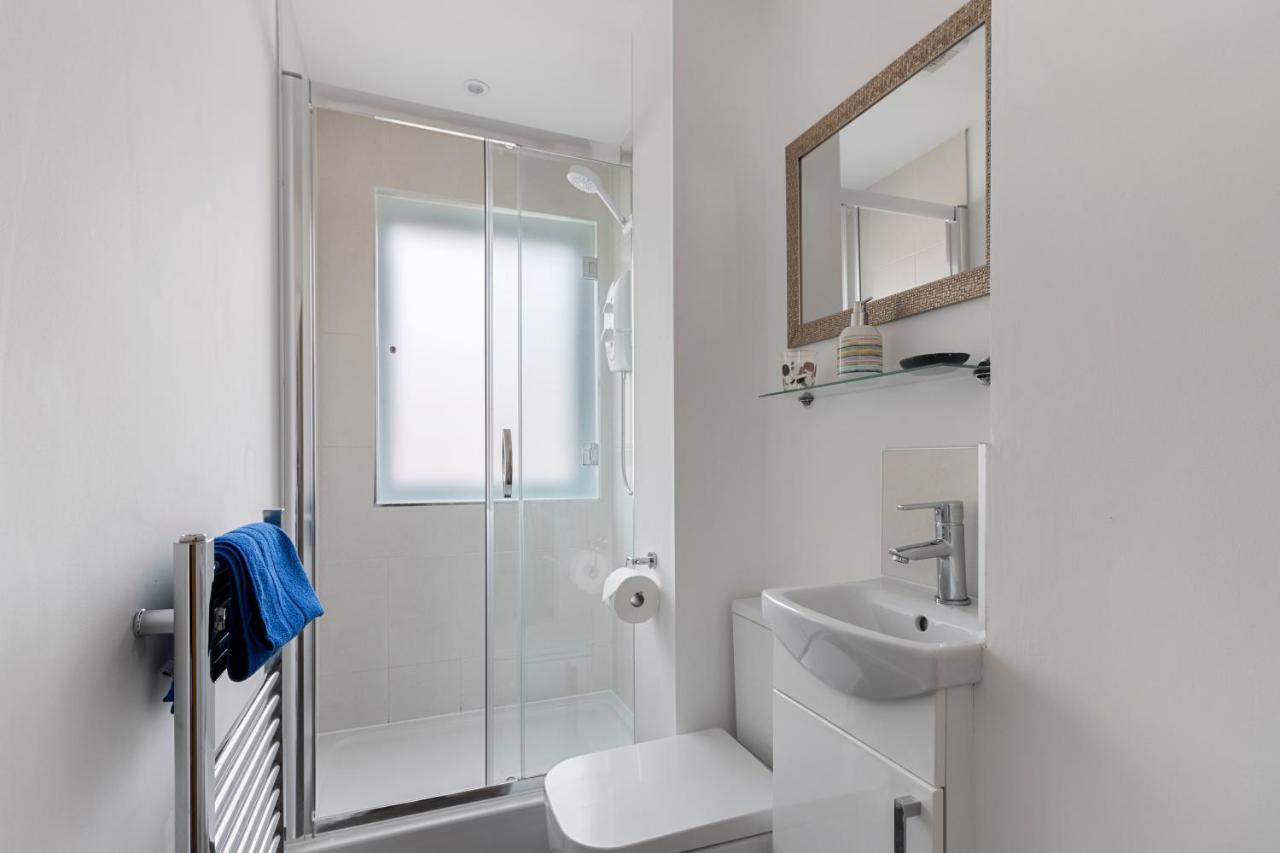 Exeter City Centre Apartments Baxter Apartment Buitenkant foto